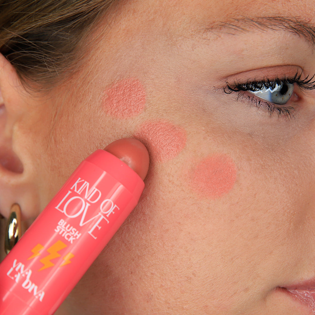 Kind of Love Blush Stick Love #1 Bombing