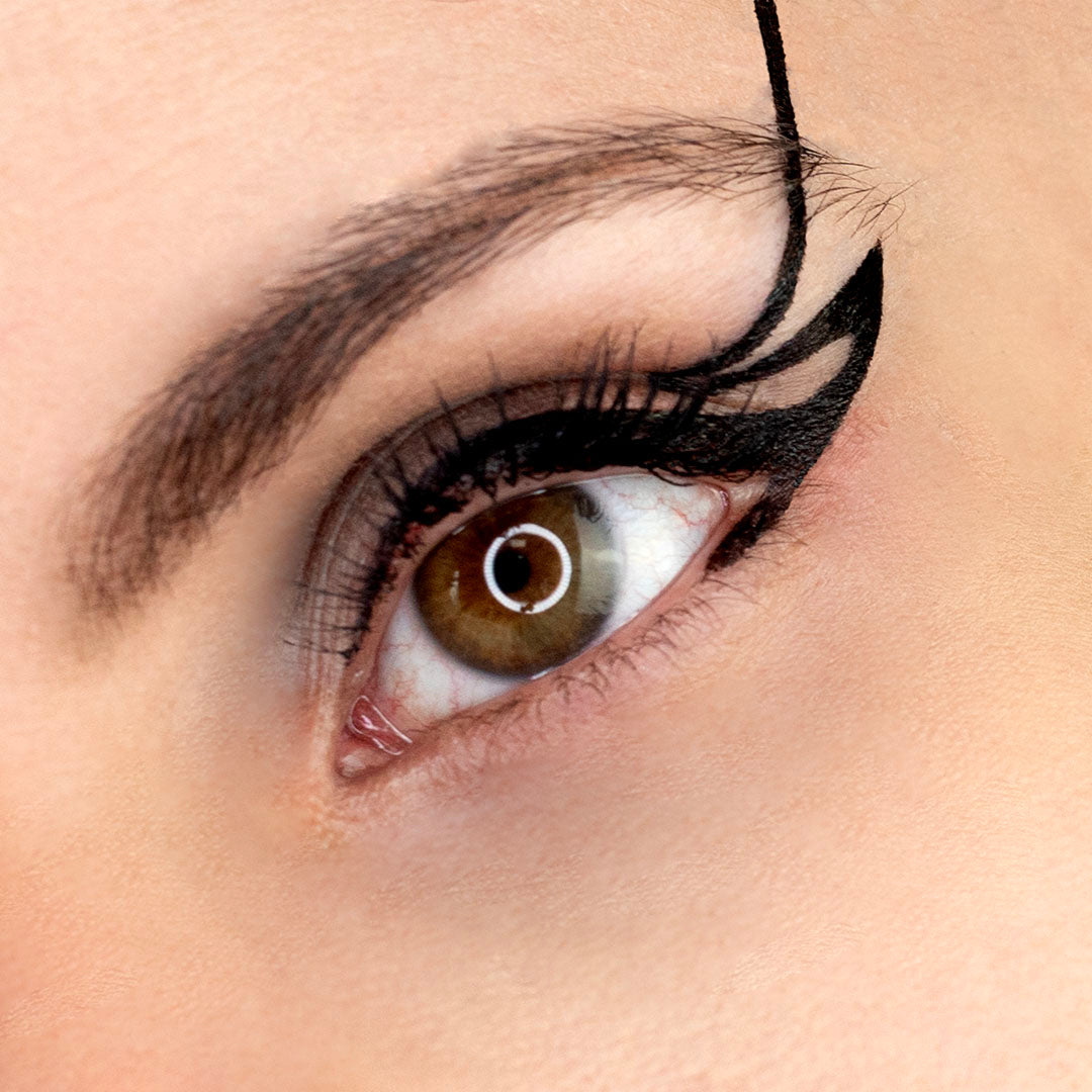 Playlist Xtreme Brush Eyeliner N1 A billion streams